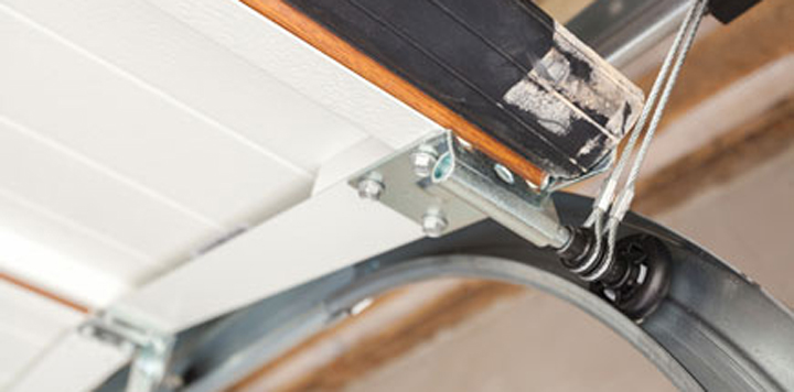 Off tracks garage door Cheektowaga